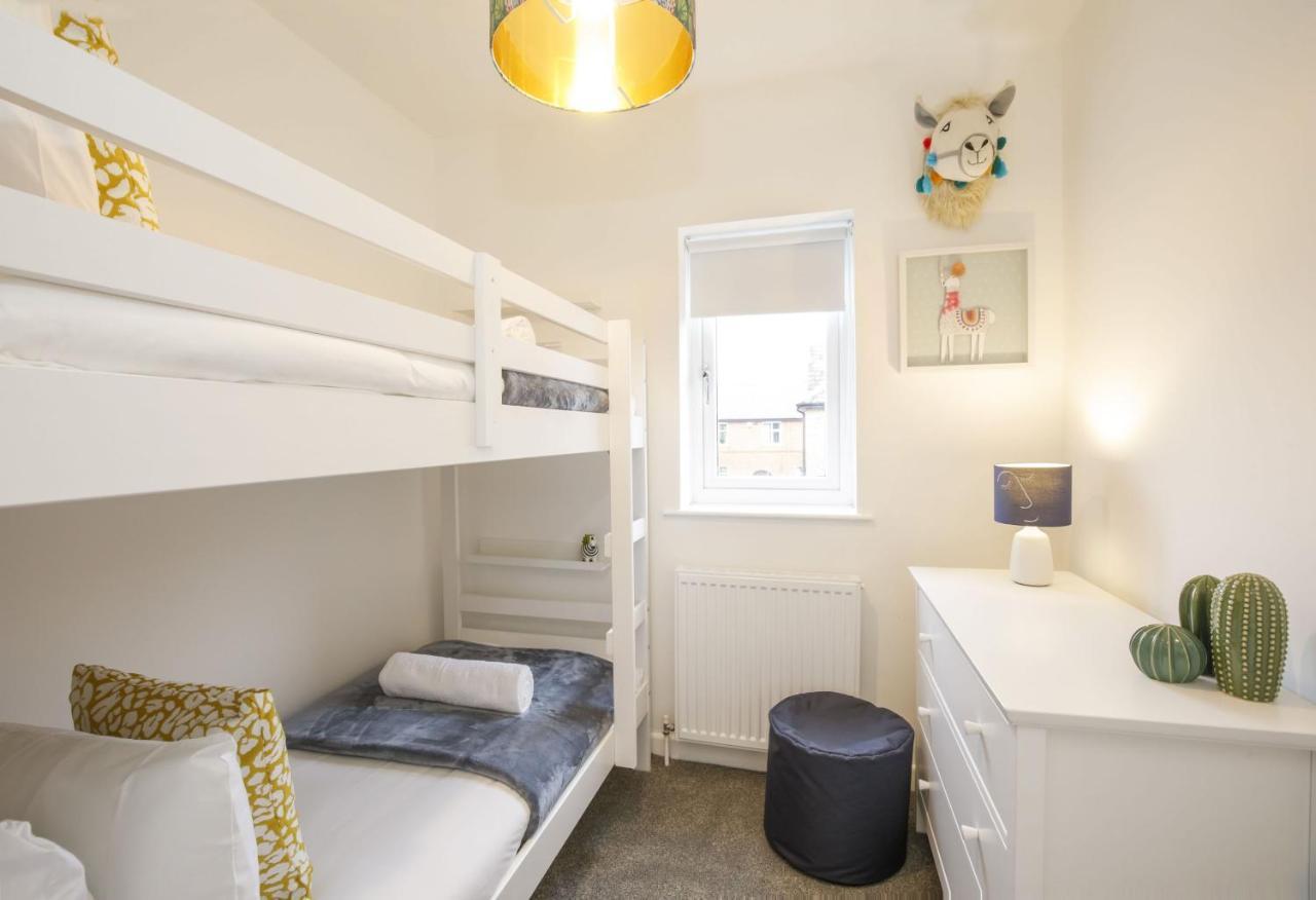 The Willows With Free Parking For 2 Cars York