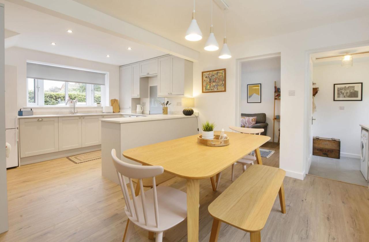 The Willows With Free Parking For 2 Cars York