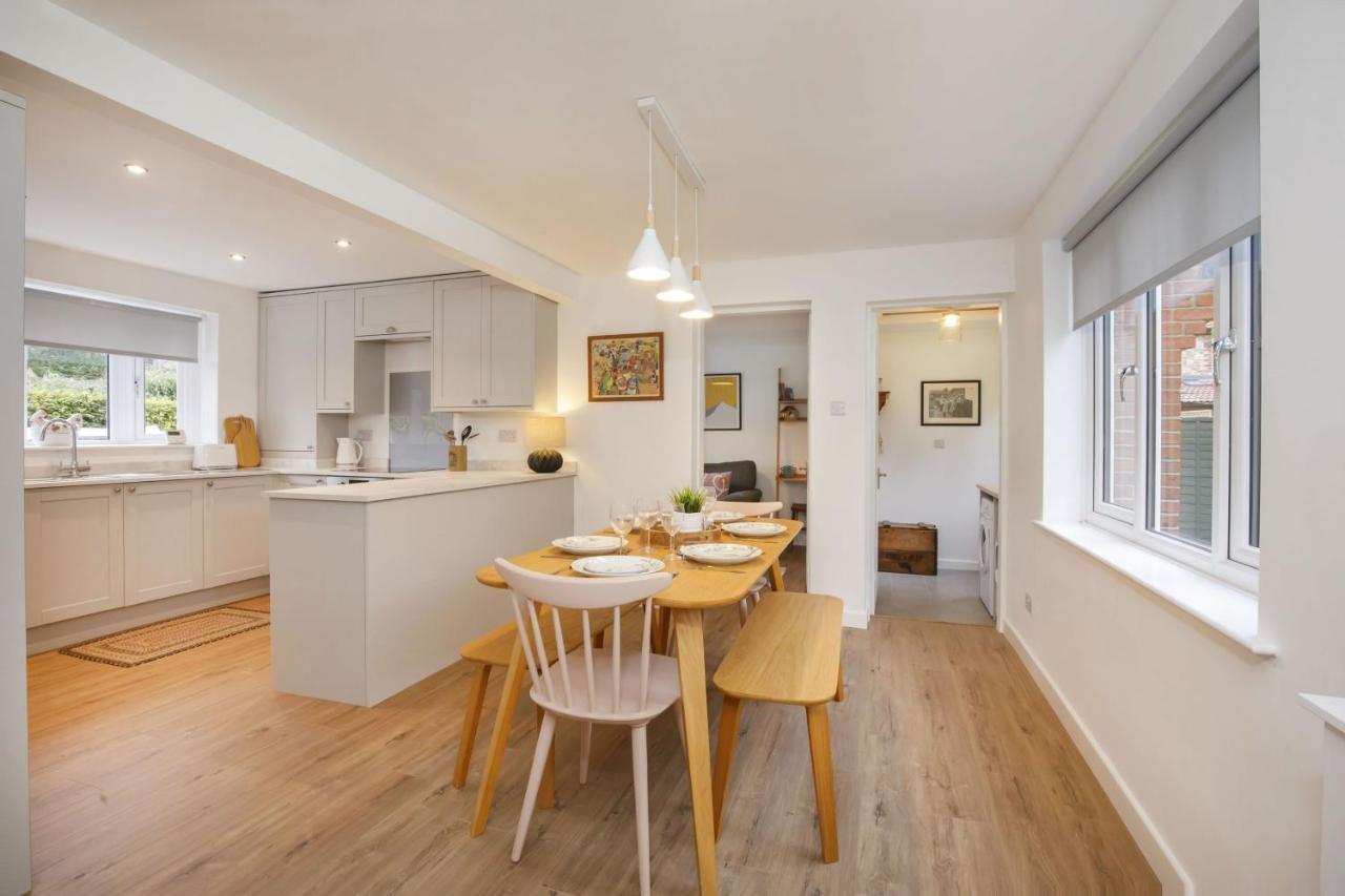 The Willows With Free Parking For 2 Cars * York