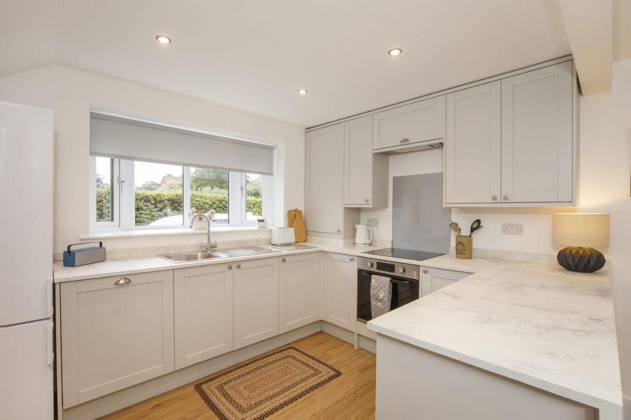 The Willows With Free Parking For 2 Cars York